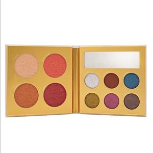 🎉HP🎉 PÜR Midnight Masquerade Face Palette